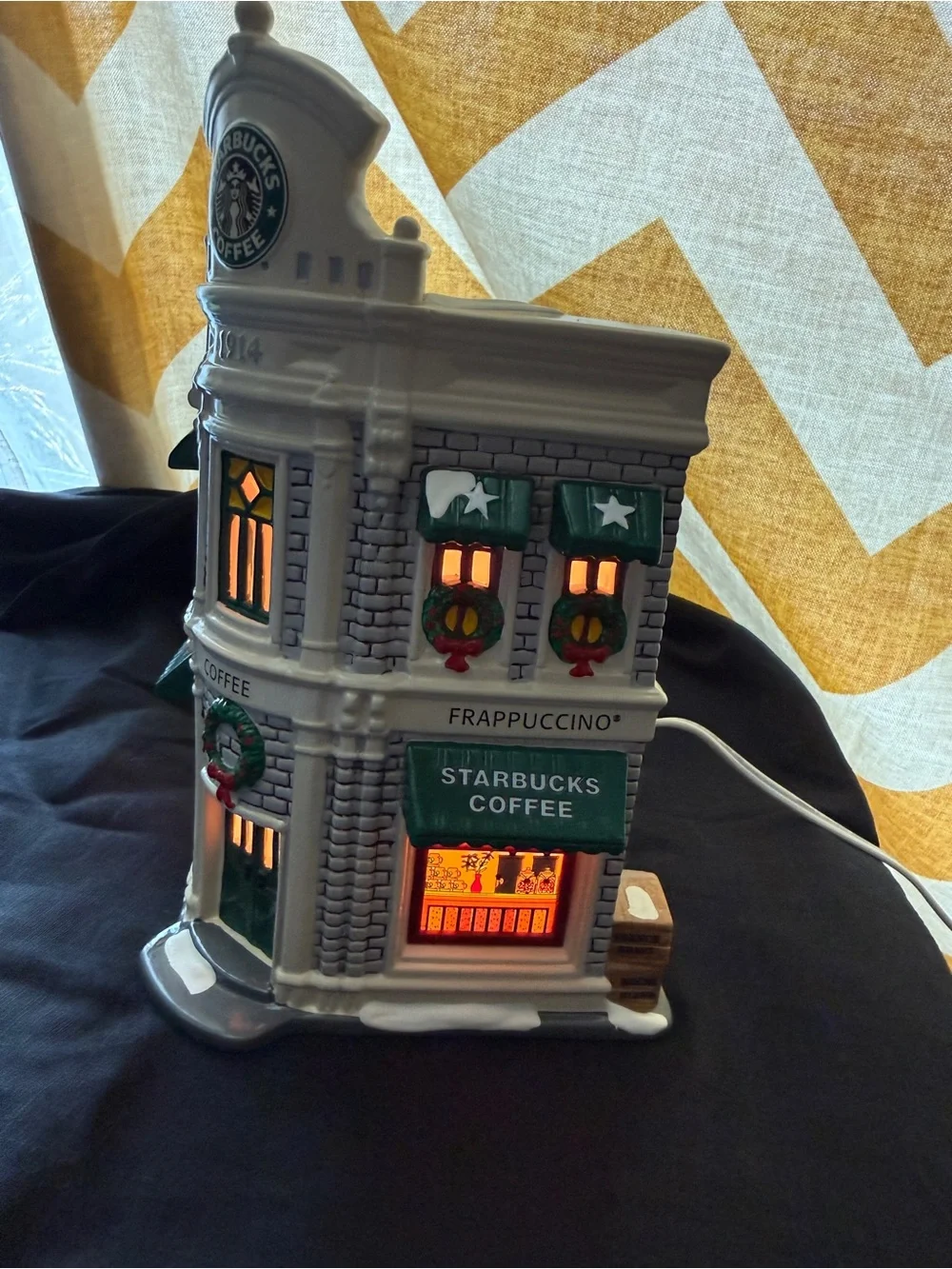 Department 56 Snow Village Starbucks Coffee 9 1/4